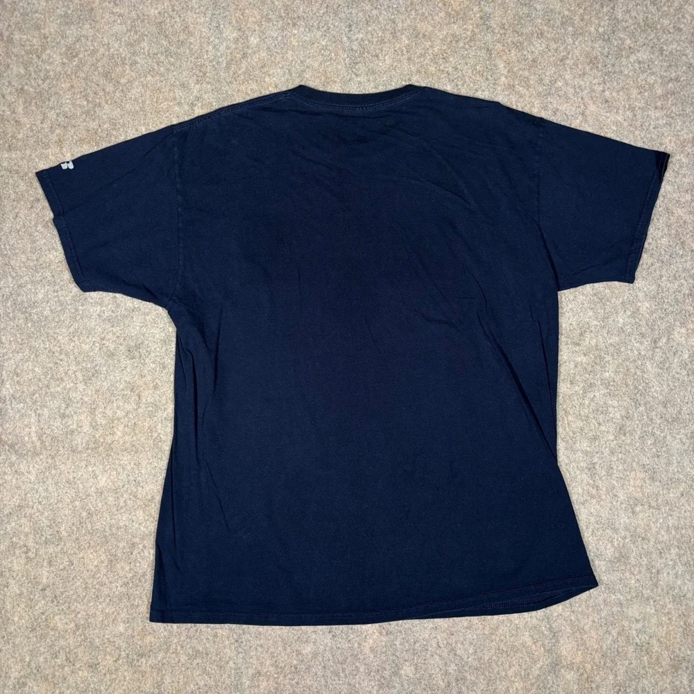 Russell Notre Dame T-Shirt Mens XL Navy Blue Fighting Irish Graphic Tee NCAA‎